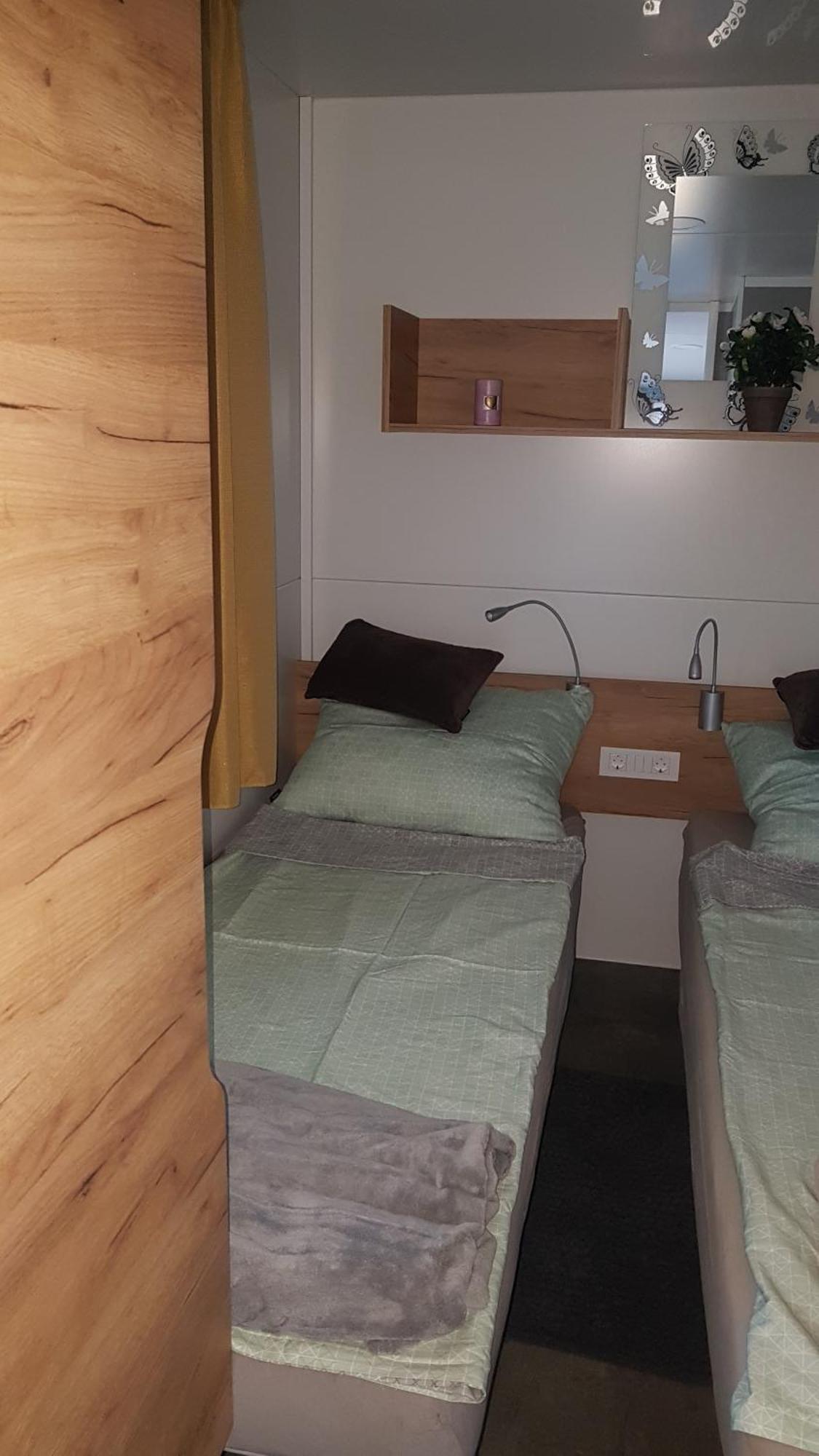 Mobile Home Pearl Of Murter يزيرا المظهر الخارجي الصورة